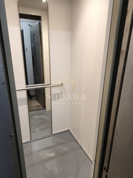 1 Decembrie, garsoniera de vanzare, renovata complet,